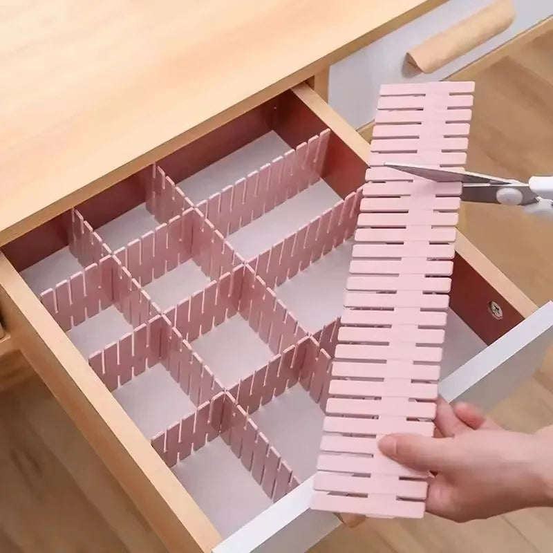 Hanging closet organizer